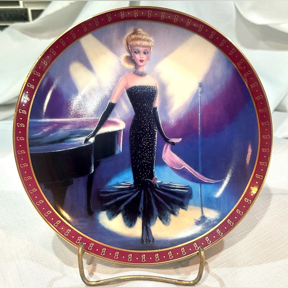 Danbury Mint High Fashion Barbie Solo in the Spotlight 1960 Collector's Plate